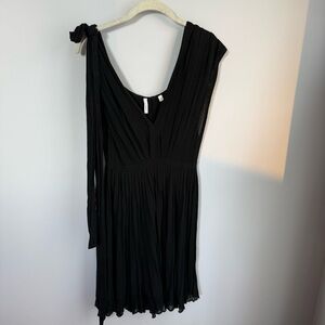 Chic One Shoulder Black Dress
